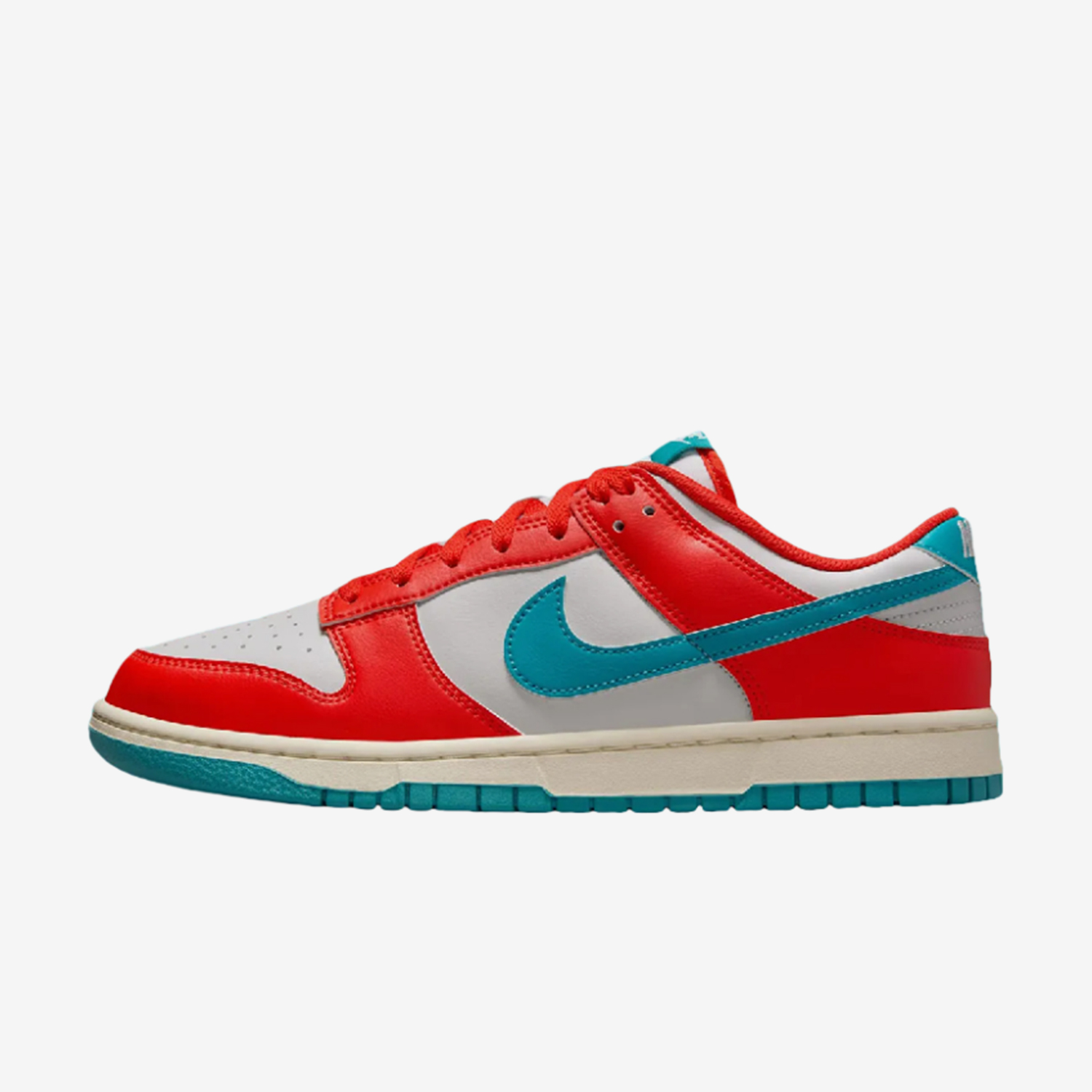 ไนกี้ ดังค์โลว์ รุ่นใหม่ รองเท - Street Fashion Nike บทวิจารณ์และราคา