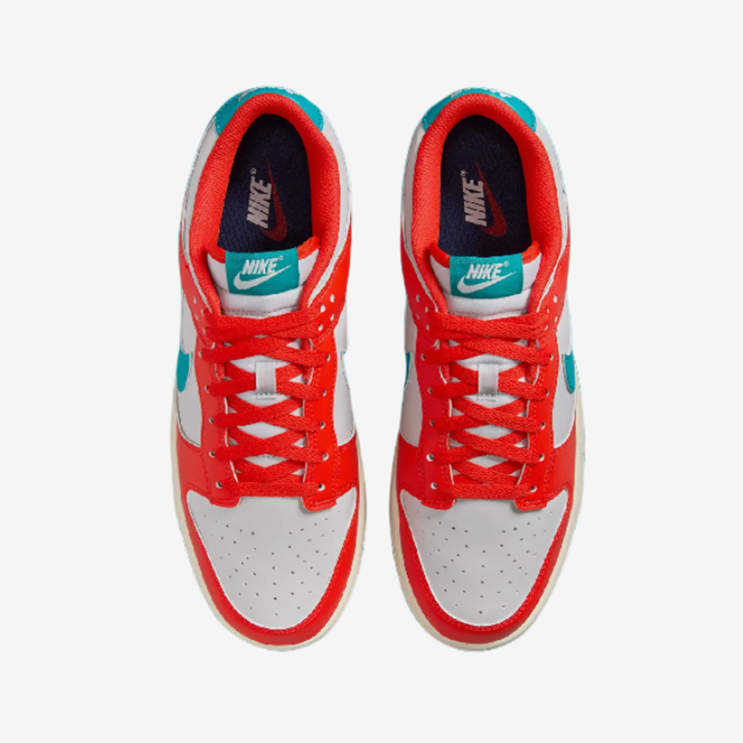 ไนกี้ ดังค์โลว์ รุ่นใหม่ รองเท - Street Fashion Nike บทวิจารณ์และราคา