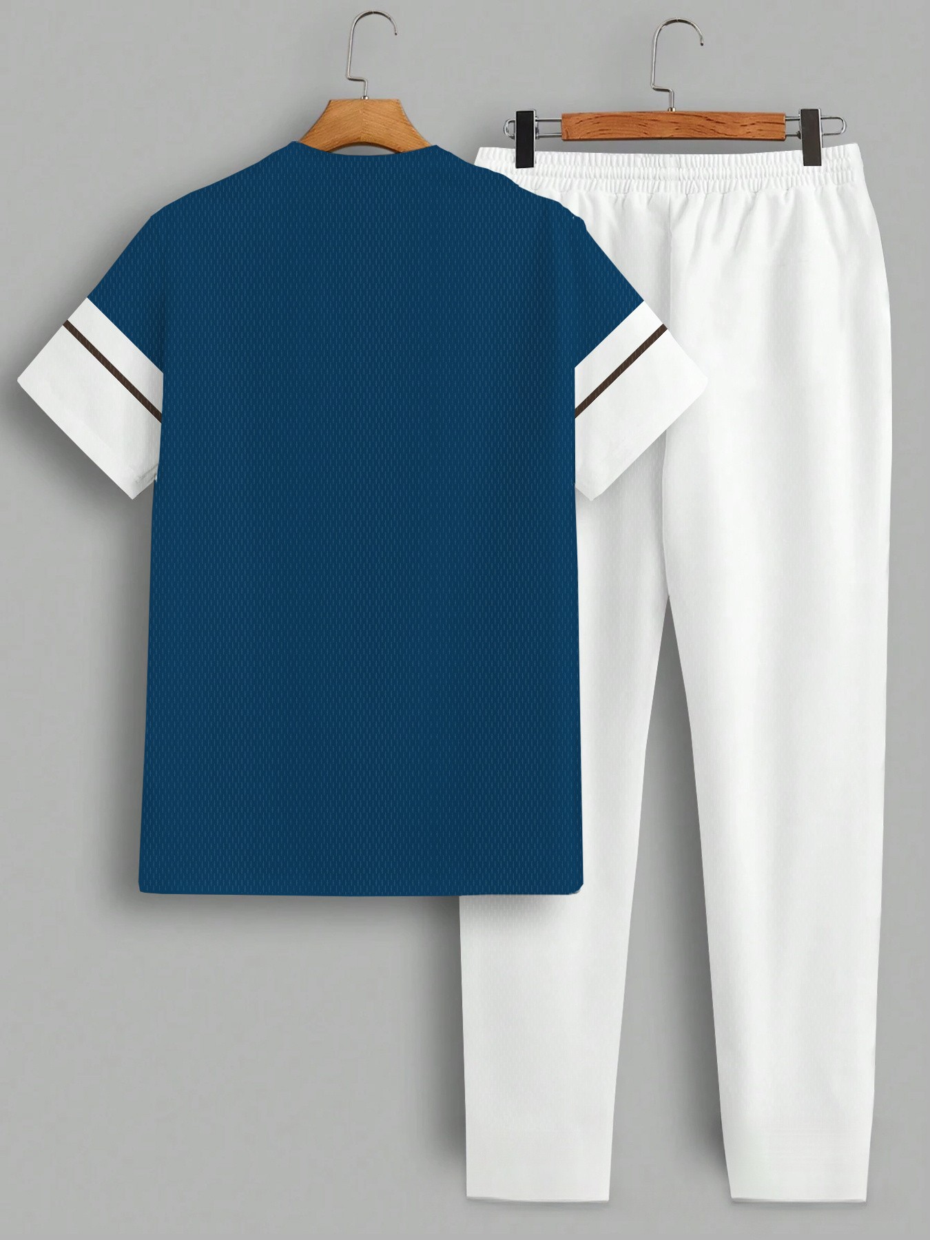 ชุดเซ็ตเสื้อยืดแขนสั้นกางเกงขา - Street Fashion Summer 2026 บทวิจารณ์และราคา