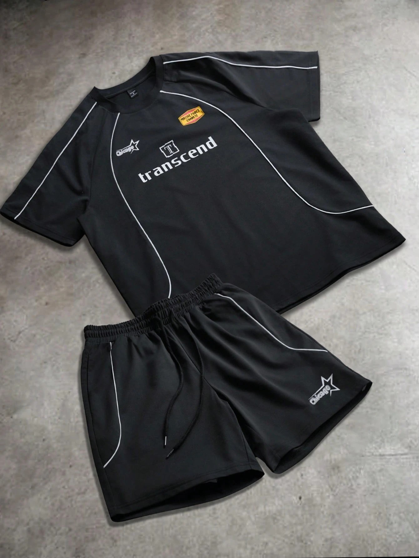 ชุดเซ็ตเสื้อยืดแขนสั้นและกางเก - Street Fashion Summer 2026 บทวิจารณ์และราคา
