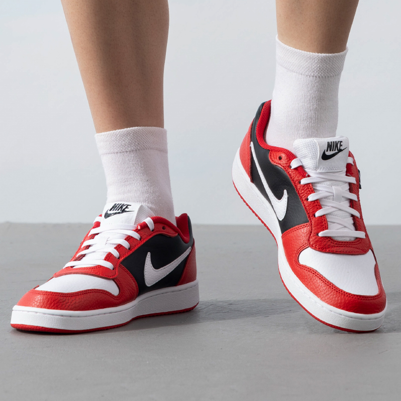 รองเท้าผ้าใบผู้ชาย Nike รุ่น E - Street Fashion Nike บทวิจารณ์และราคา